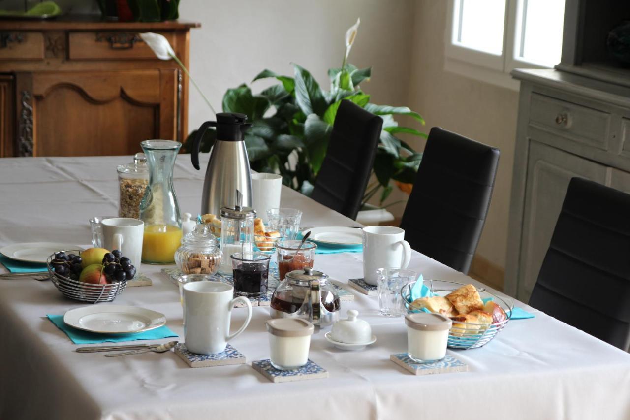 Metairie Du Villiers Bed & Breakfast Saint-Branchs Exterior photo